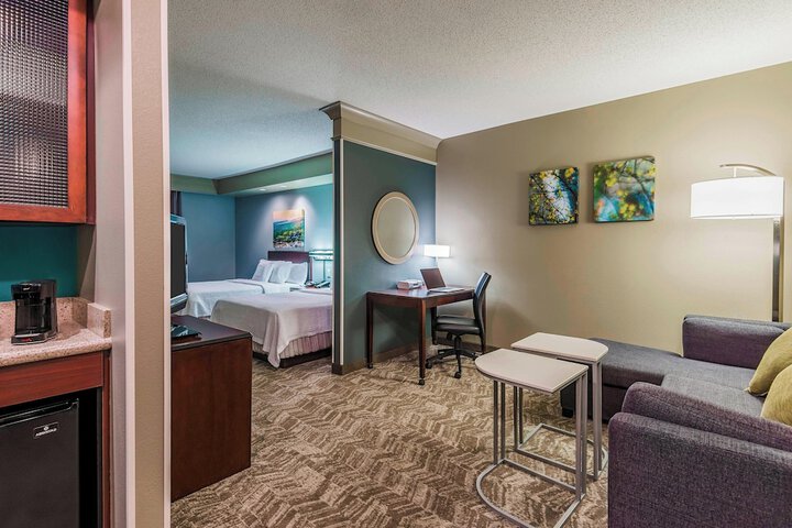 Room 32 of 45