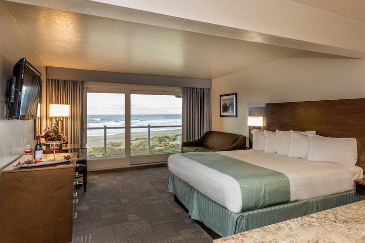 Driftwood Shores Resort & Conference Center