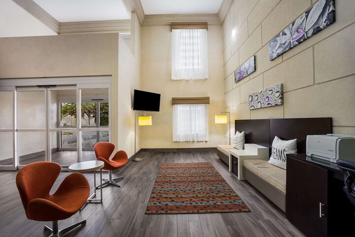 Hotel Interior 12 of 44