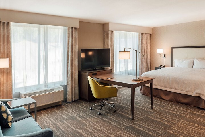 Hampton Inn & Suites Mission Viejo