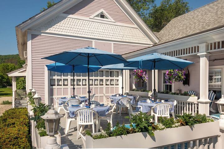 Terrace/Patio 40 of 40