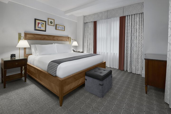 Room 65 of 107
