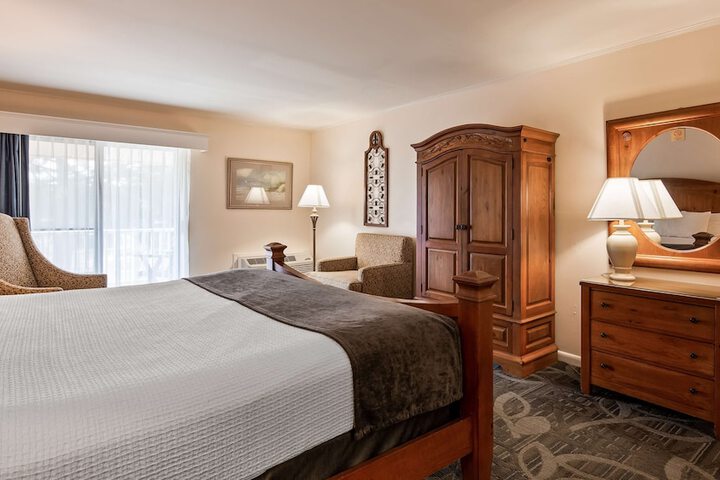 Room 17 of 42