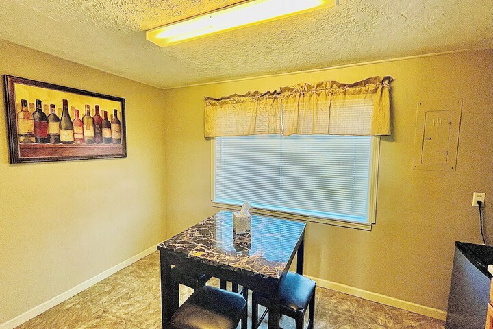 Room 35 of 40