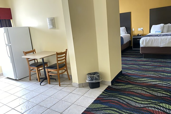 Room 34 of 44