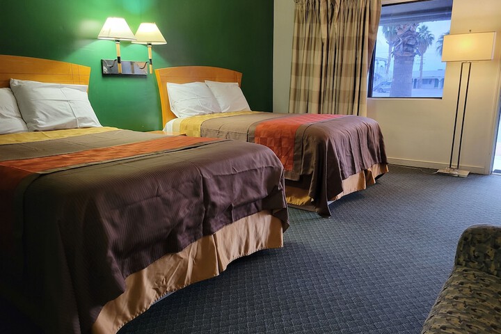 Room 43 of 50