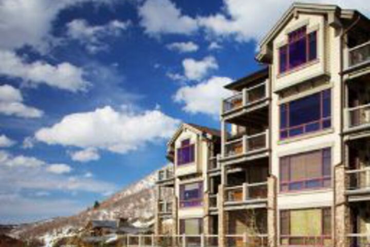 Black Diamond Lodge