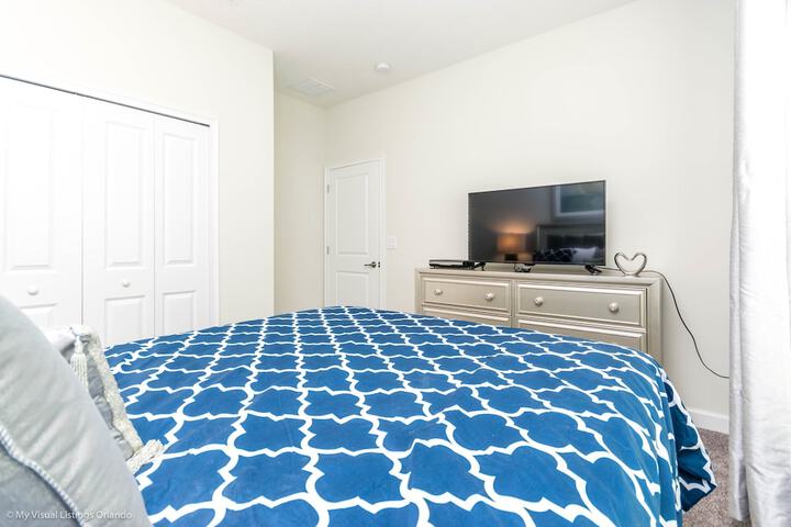 Room 21 of 30