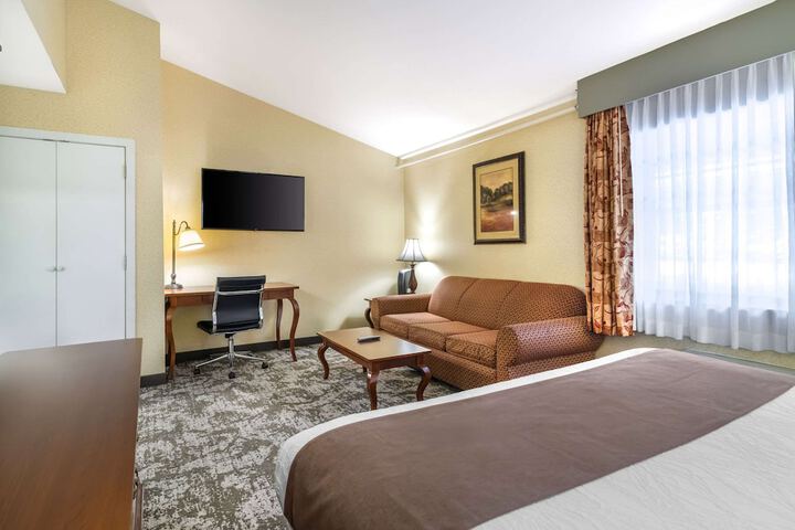 Room 62 of 125
