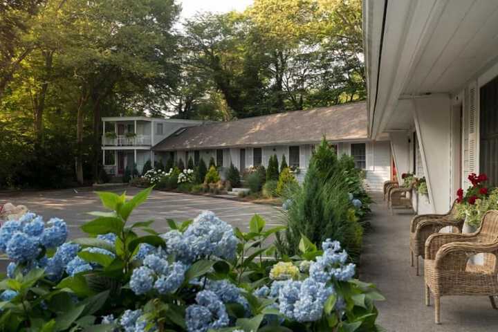 Hotel 7 of 35