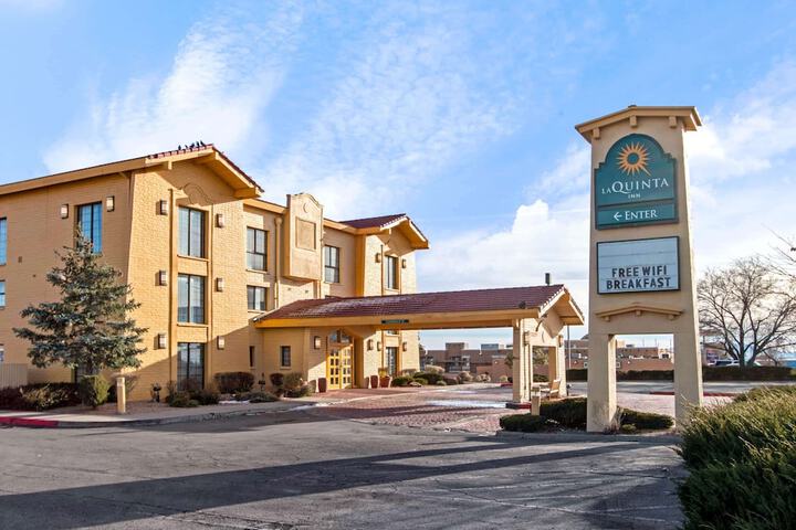 Hotel 5 of 29