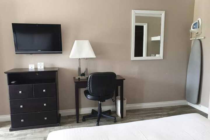 Lotus of Lompoc - a Great Hospitality Inn