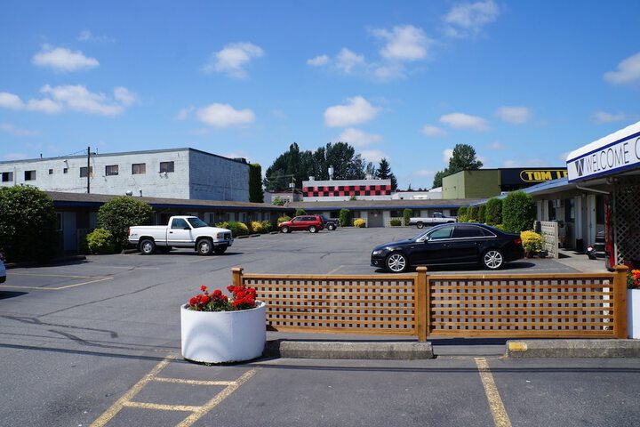 Westward Inn & Suites