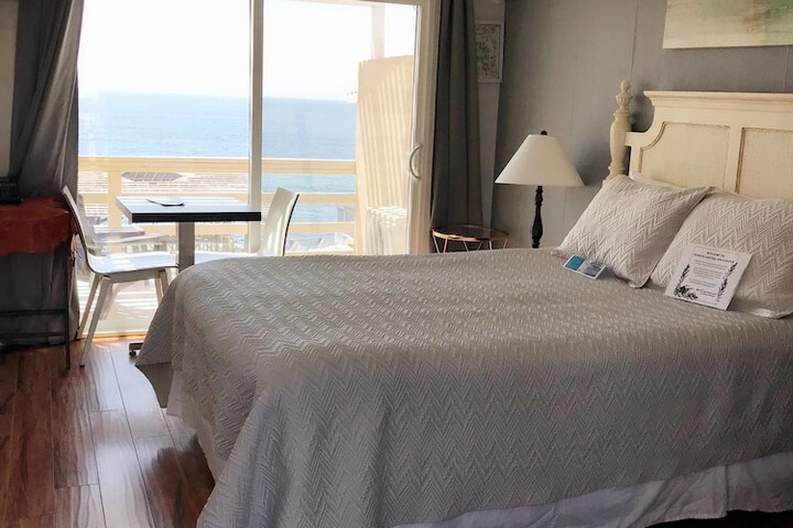 Laguna Cove Hotel
