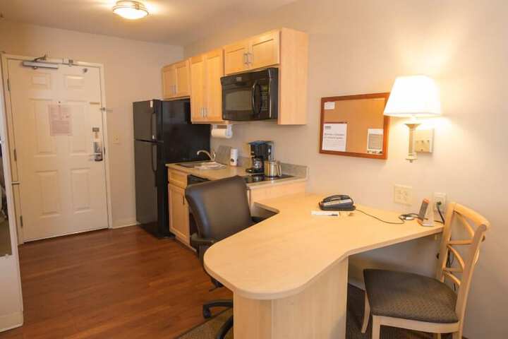Room 34 of 48