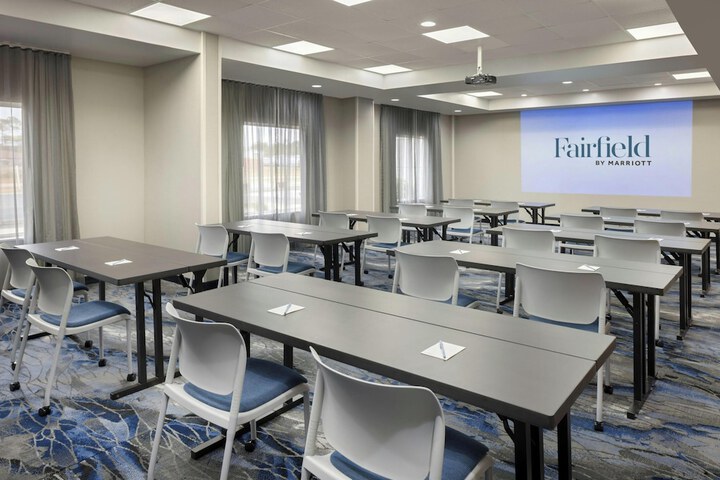 Fairfield Inn & Suites Lake City