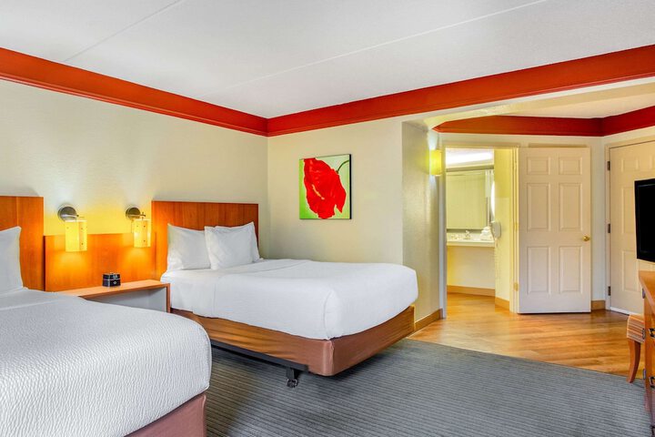 Room 21 of 30