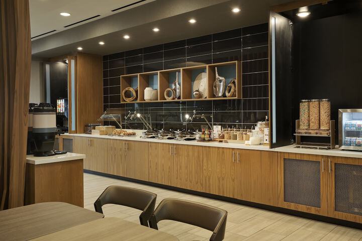 Breakfast/Coffee Service 28 of 35