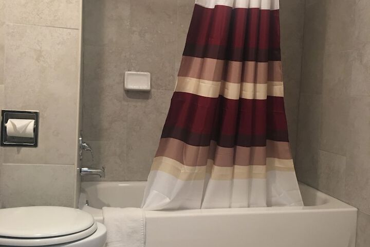 Room 14 of 50