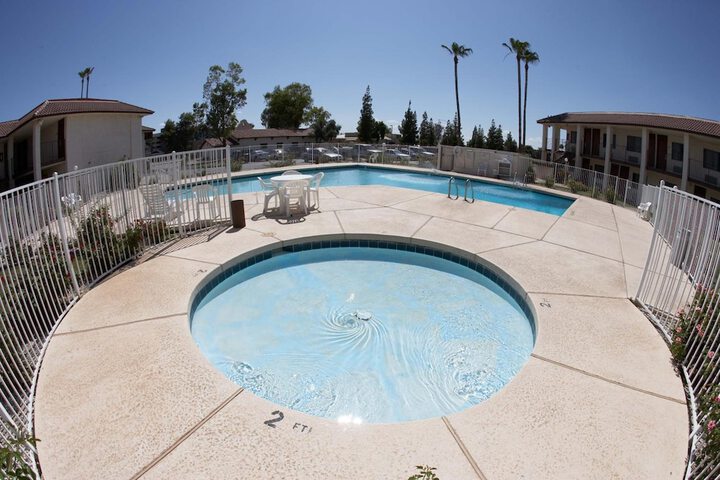 Pool 5 of 52