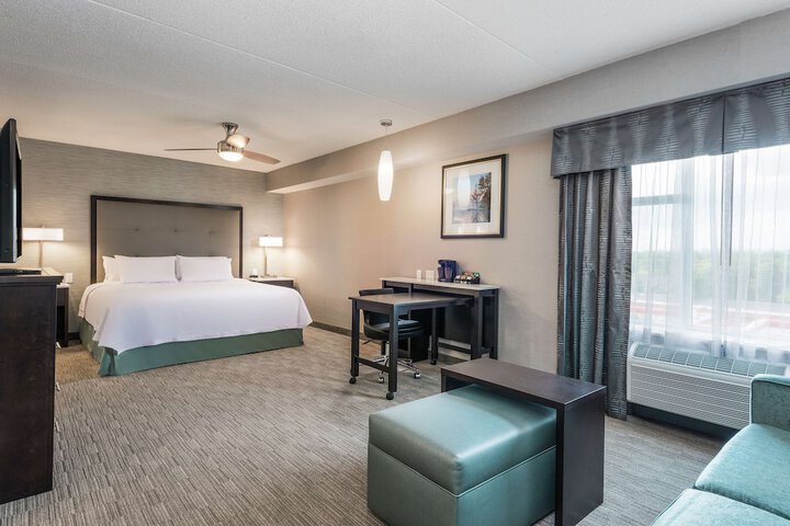 Room 16 of 30