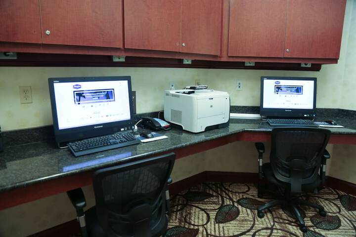 Business Center 44 of 44