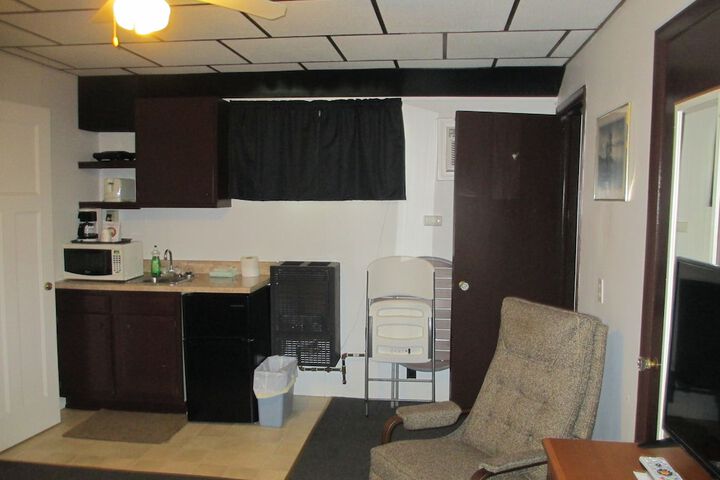 Bad Axe Motel