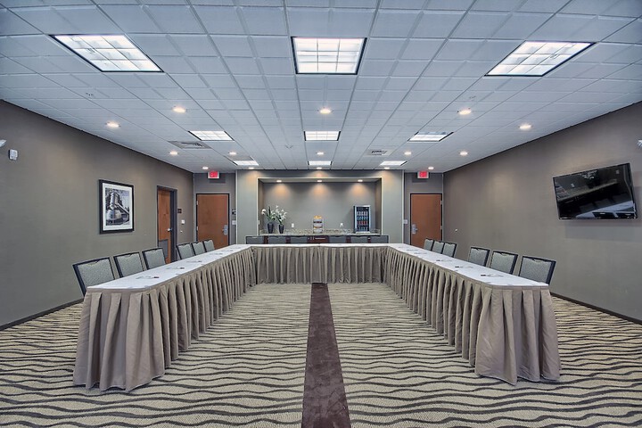 Comfort Suites Marietta - Parkersburg