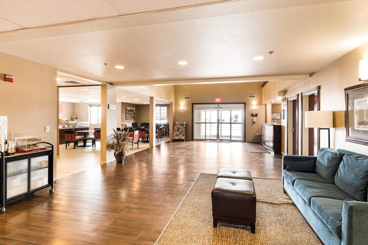 Hotel Interior 10 of 40