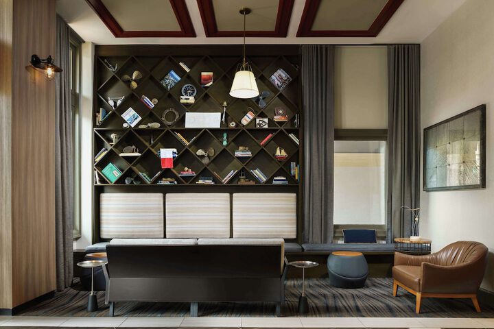 Hotel Interior 4 of 44