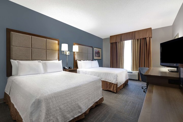 Room 34 of 47