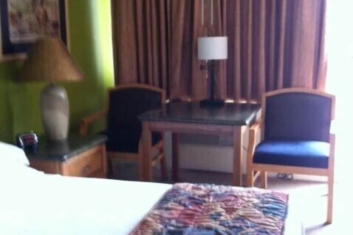 Room 37 of 47