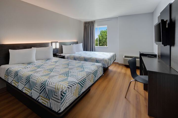 Room 21 of 31