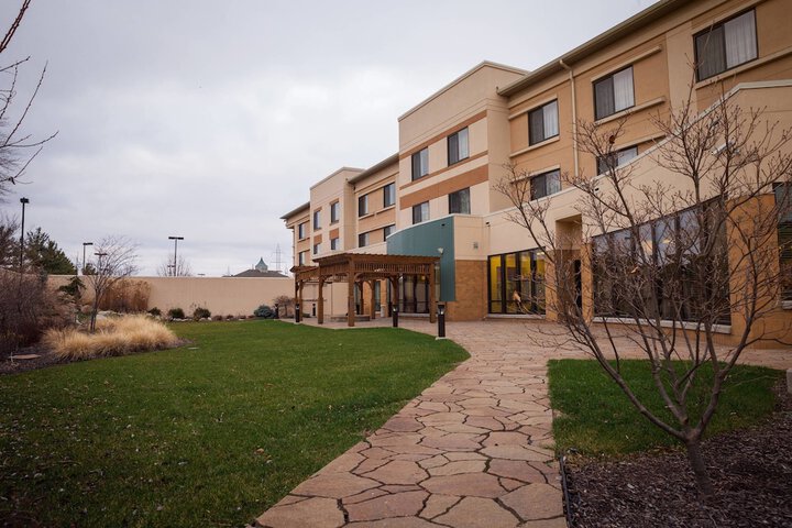 Hotel 2 of 48