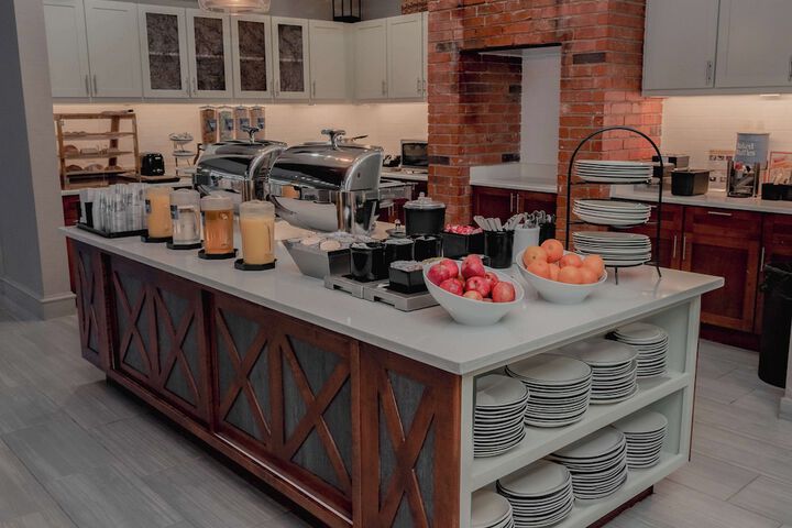 Breakfast/Coffee Service 29 of 39