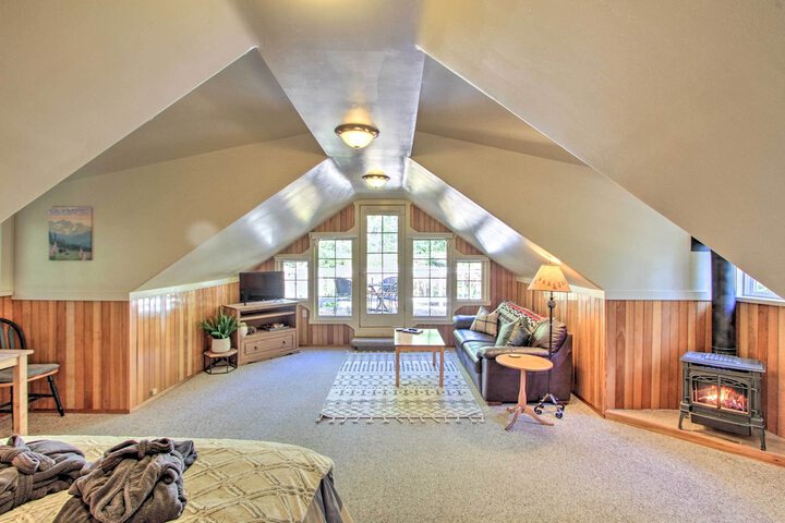 Owls Nest Studio w / Hot Tub: Hike Nearby!