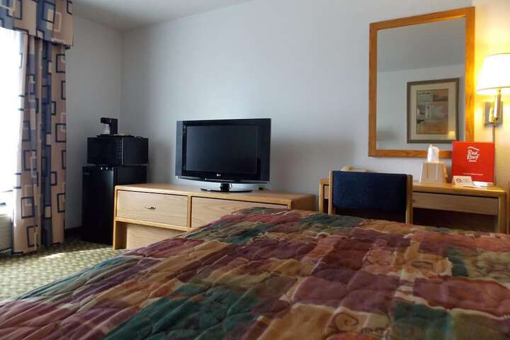 Room 6 of 30