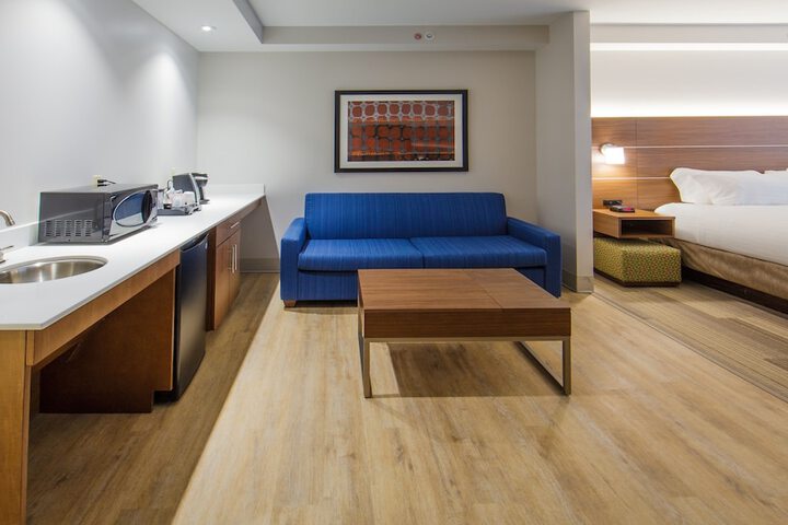 Room 31 of 67