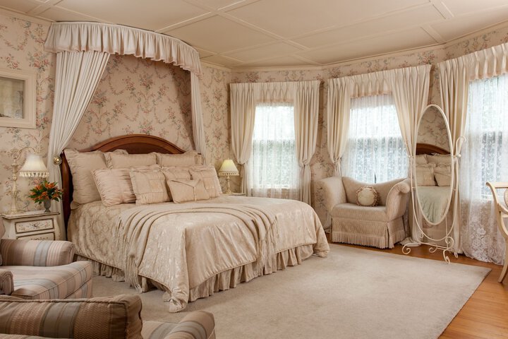Berry Manor Inn