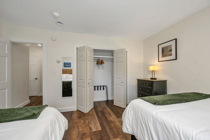 Room 125 of 185
