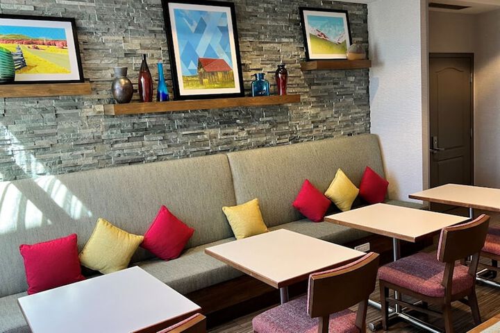 Hotel Interior 17 of 60