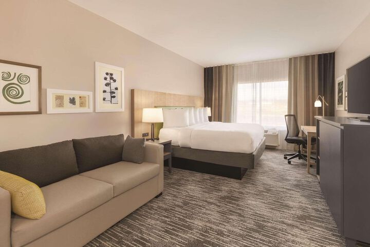 Room 11 of 29