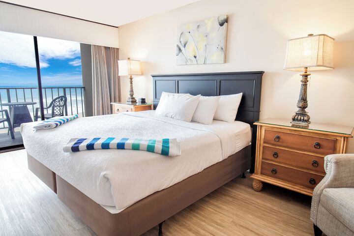 The Oceanfront Litchfield Inn