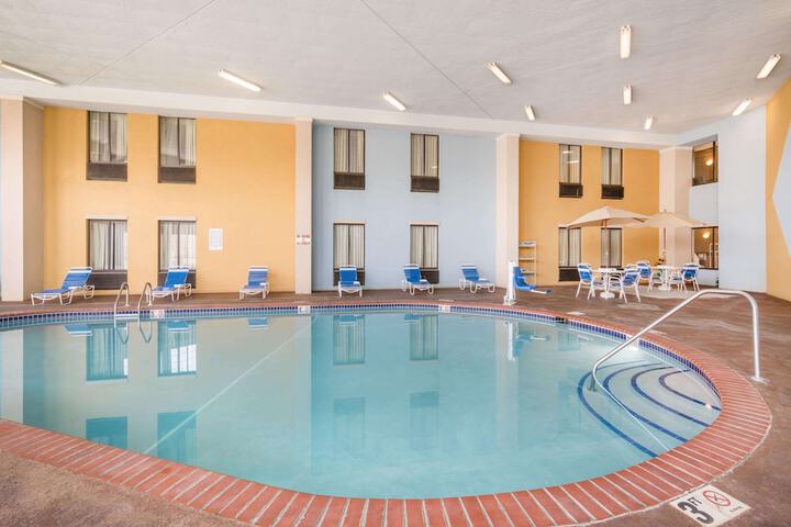 Pool 2 of 34