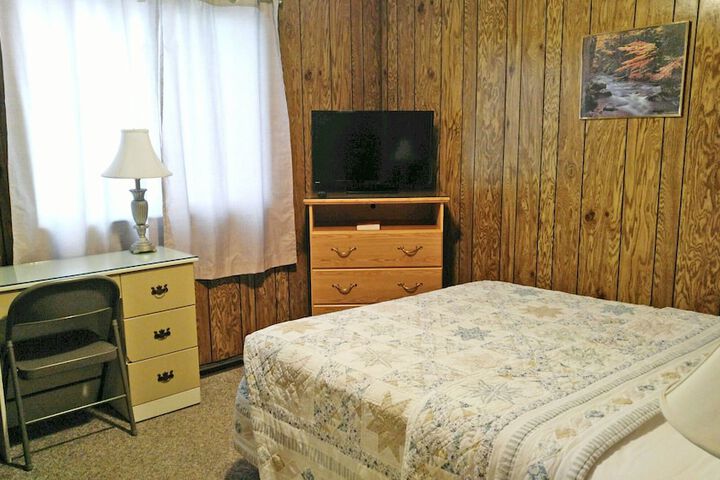 Room 38 of 49