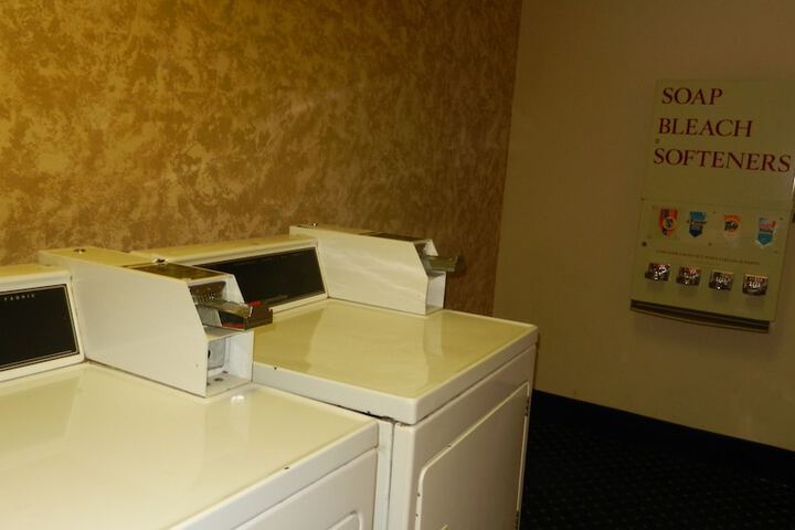 Room 12 of 46