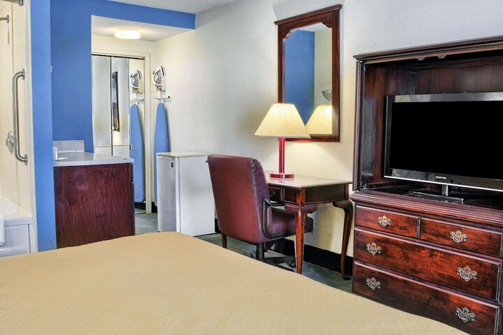 Room 31 of 37