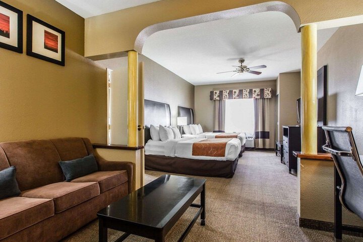 Room 16 of 39