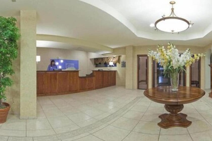 Holiday Inn Express Hotel & Suites Kerrville by IHG