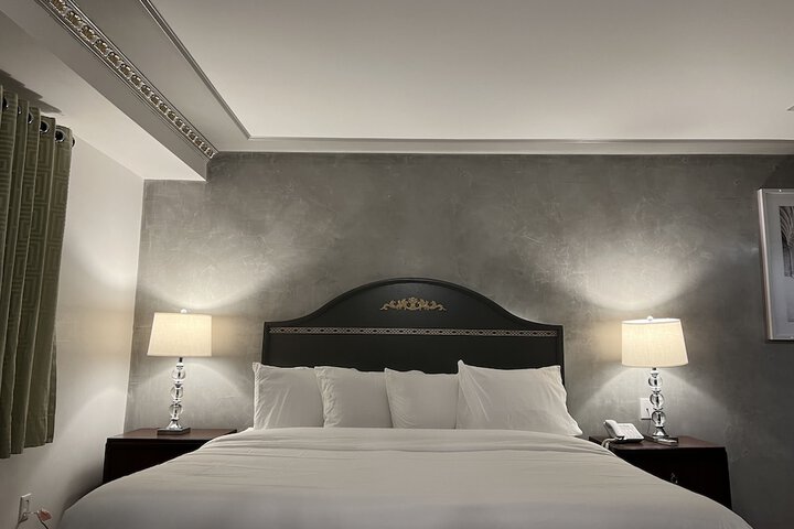 Room 55 of 62